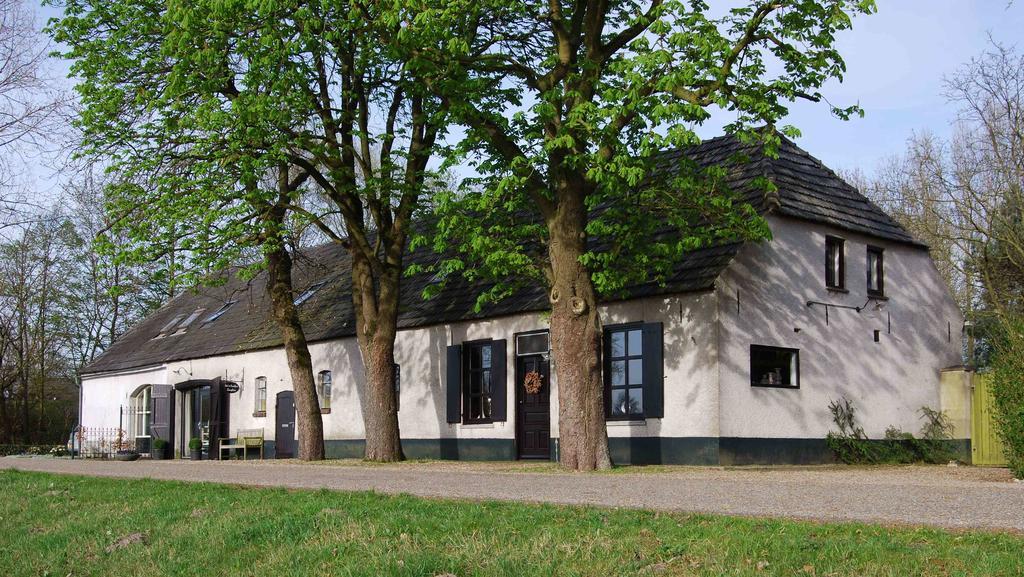 Bed & Breakfast Langlaar ヌエネン エクステリア 写真